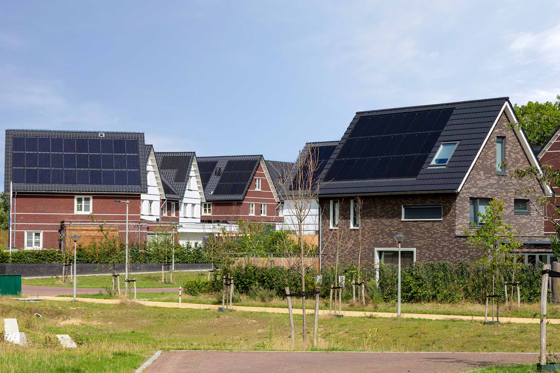Over-Morgen-woonwijk-in-Arnhem-met-zonnepanelen-fotografie-Kneedvorm
